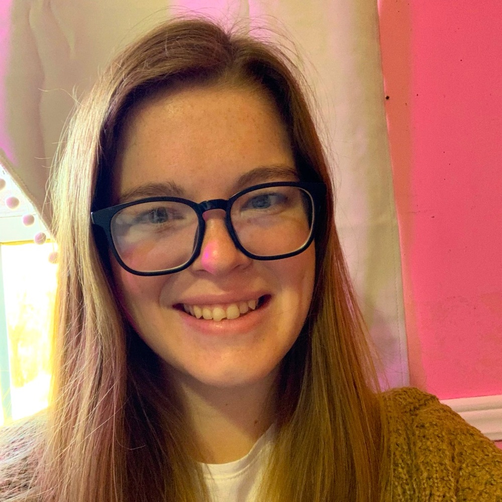 Meet your Posher, Mikayla